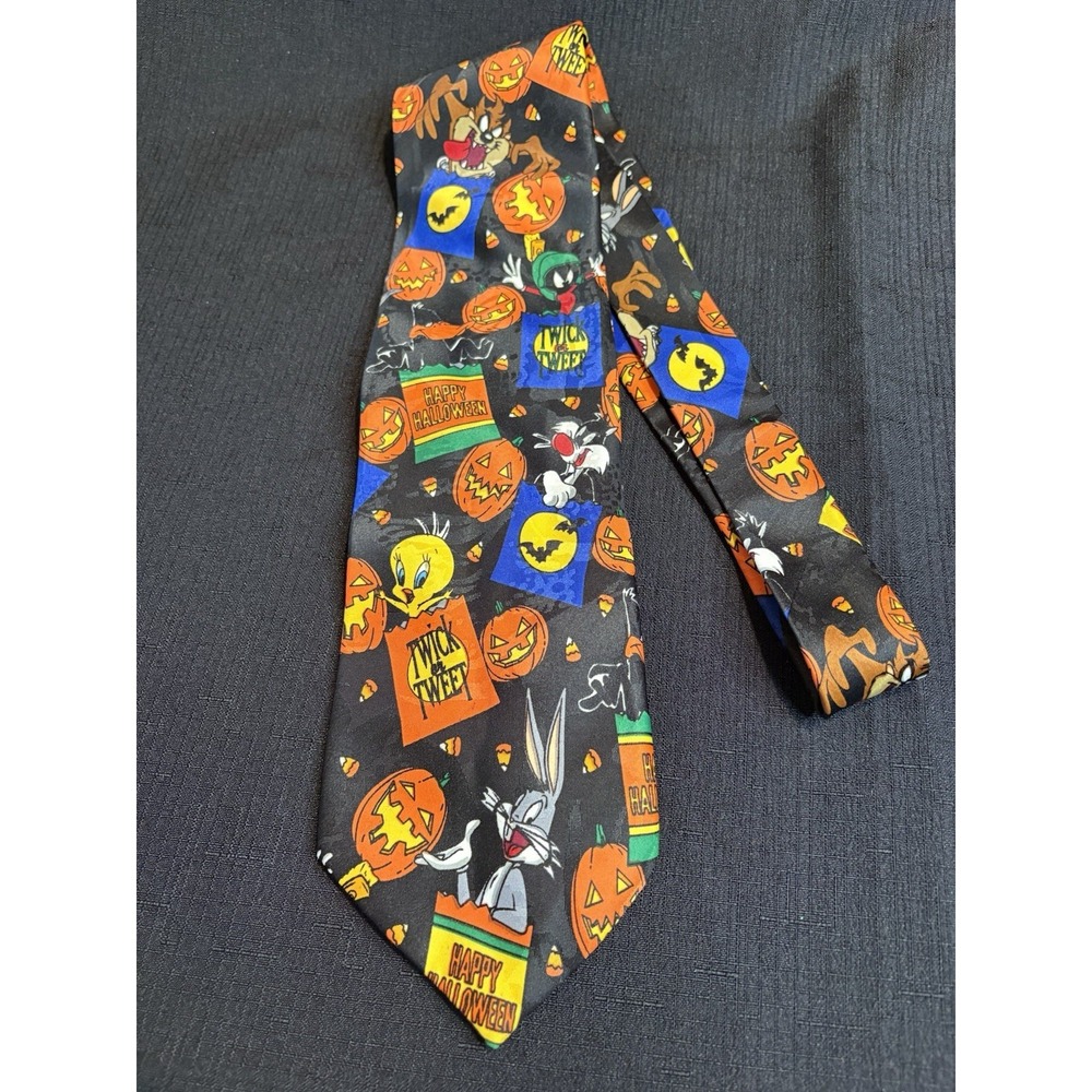 Vintage 1995 Looney Tunes Mania Halloween Tie Bugs Bunny Daffy Duck Multicolor